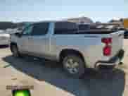2020 Chevrolet Silverado 1500 LT z VIN 3GCPYDEKXLG310620, wystawiony jako Copart lot #53362245 z przebiegiem 135 535 mil mil oraz Szkoda całkowita • Salvage title. Historia ofert i sprzedaży dostępna na DreamBid. Obrazek 2.