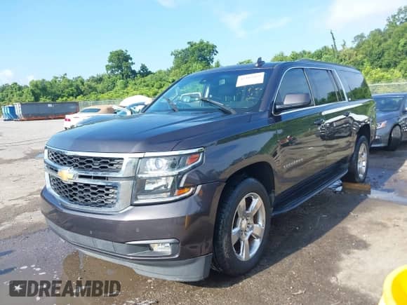 2016 Chevrolet Suburban LT с VIN 1GNSCHKC6GR468141, выставлен на аукционе IAAI как лот 42482869 с пробегом 137 374 миль миль и . История ставок и продаж доступна на DreamBid. Изображение 2.
