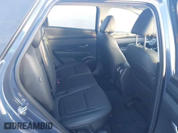 2025 Hyundai Tucson SEL Convenience с VIN 5NMJCCDE3SH450571, выставлен на аукционе IAAI как лот 41114590 с пробегом 3 692 миль миль и . История ставок и продаж доступна на DreamBid. Изображение 8.