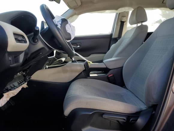 2024 Honda HR-V LX с VIN 3CZRZ1H37RM717453, выставлен на аукционе Copart как лот 80872115 с пробегом 38 649 миль миль и Списание • Salvage title. История ставок и продаж доступна на DreamBid. Изображение 7.