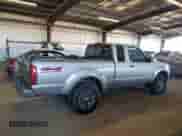 2003 Nissan Frontier XE z VIN 1N6ED26Y43C421206, wystawiony jako Copart lot #42264105 z przebiegiem 117 879 mil mil oraz Szkoda całkowita • Salvage title. Historia ofert i sprzedaży dostępna na DreamBid. Obrazek 3.