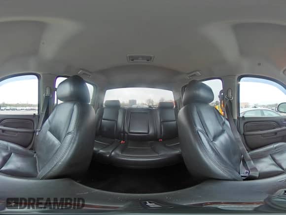 2010 GMC Sierra 1500 Denali z VIN 3GTRKXE20AG265339, wystawiony jako Copart lot #79364264 z przebiegiem 328 942 mil mil oraz Szkoda całkowita • Salvage title. Historia ofert i sprzedaży dostępna na DreamBid. Obrazek 14.