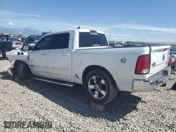 2015 Ram 1500 Big Horn с VIN 1C6RR6LT7FS613615, выставлен на аукционе Copart как лот 67095515 с пробегом 146 249 миль миль и Списание • Salvage title. История ставок и продаж доступна на DreamBid. Изображение 2.