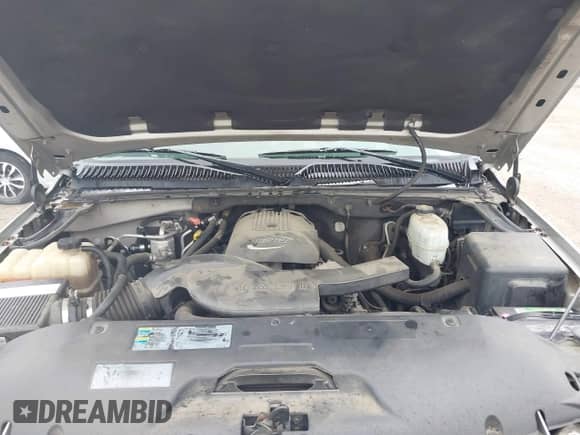 2005 Chevrolet Tahoe LS with VIN 1GNEK13T45J201131, listed as a IAAI auction lot 43391025 with 242,675 mi miles and . Bid and sale history available at DreamBid. Image 10.