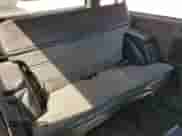 1989 Chevrolet Blazer z VIN 1GNCS18Z8K8187516, wystawiony jako Copart lot #64419475 z przebiegiem 113 414 mil mil oraz Szkoda całkowita • Salvage title. Historia ofert i sprzedaży dostępna na DreamBid. Obrazek 11.