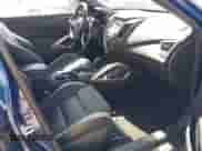 2017 Hyundai Veloster Turbo с VIN KMHTC6AE3HU309687, выставлен на аукционе IAAI как лот 42669811 с пробегом 71 926 миль миль и . История ставок и продаж доступна на DreamBid. Изображение 5.