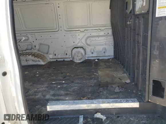 2009 Ford Econoline Cargo Commercial с VIN 1FTNE14W99DA93361, выставлен на аукционе Copart как лот 61009574 с пробегом 299 496 миль миль и Списание • Salvage title. История ставок и продаж доступна на DreamBid. Изображение 11.