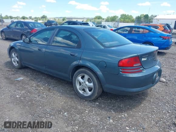 2005 Dodge Stratus SXT with VIN 1B3EL46X15N626502, listed as a IAAI auction lot 42527622 with 165,752 mi miles and . Bid and sale history available at DreamBid. Image 3.