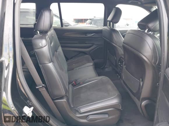 2024 Jeep Grand Cherokee Altitude with VIN 1C4RJKAGXR8549361, listed as a IAAI auction lot 43301551 with 34,986 mi miles and . Bid and sale history available at DreamBid. Image 8.