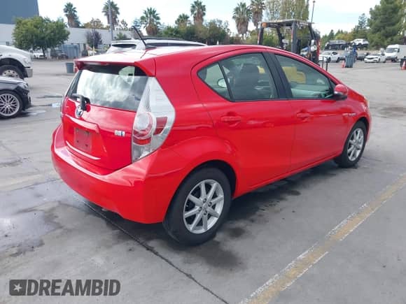 2012 Toyota Prius Four z VIN JTDKDTB37C1514044, wystawiony jako IAAI lot #43461297 z przebiegiem 150 172 mil mil oraz . Historia ofert i sprzedaży dostępna na DreamBid. Obrazek 4.