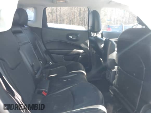 2020 Jeep Compass Latitude with VIN 3C4NJCBB8LT141103, listed as a IAAI auction lot 41263757 with 128,272 mi miles and . Bid and sale history available at DreamBid. Image 8.