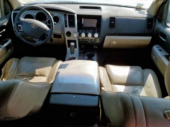 2007 Toyota Tundra SR5 z VIN 5TBET54167S455481, wystawiony jako Copart lot #71543275 z przebiegiem 304 939 mil mil oraz Czysty tytuł • Clean title. Historia ofert i sprzedaży dostępna na DreamBid. Obrazek 8.
