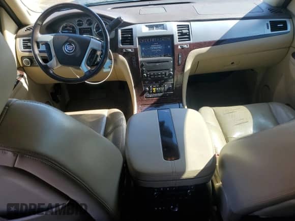 2010 Cadillac Escalade ESV Premium with VIN 1GYUKJEF4AR112581, listed as a Copart auction lot 50363955 with 209,412 mi miles and Non repairable. Bid and sale history available at DreamBid. Image 8.