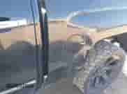 2017 Chevrolet Silverado 1500 LTZ z VIN 3GCUKSEJ5HG490158, wystawiony jako IAAI lot #43144365 z przebiegiem 184 956 mil mil oraz . Historia ofert i sprzedaży dostępna na DreamBid. Obrazek 17.