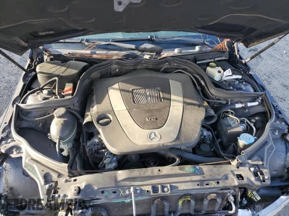 2010 Mercedes-Benz C 300 Sport z VIN WDDGF5EB7AR098225, wystawiony jako Copart lot #84482665 z przebiegiem 169 710 mil mil oraz Szkoda całkowita • Salvage title. Historia ofert i sprzedaży dostępna na DreamBid. Obrazek 11.