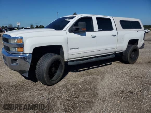 2016 Chevrolet Silverado 2500HD LT z VIN 1GC1CVEG8GF158124, wystawiony jako Copart lot #70877334 z przebiegiem 257 044 mil mil oraz Czysty tytuł • Clean title. Historia ofert i sprzedaży dostępna na DreamBid. Obrazek 1.