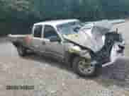 2000 Chevrolet Silverado 2500 LS с VIN 1GCGC29UXYE399084, выставлен на аукционе Copart как лот 58577555 с пробегом Не указан миль и Списание • Salvage title. История ставок и продаж доступна на DreamBid. Изображение 4.