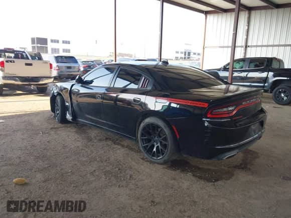 2015 Dodge Charger SXT z VIN 2C3CDXHG7FH914895, wystawiony jako IAAI lot #43253585 z przebiegiem Nie podano mil oraz . Historia ofert i sprzedaży dostępna na DreamBid. Obrazek 3.