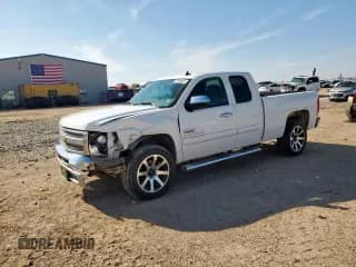 2013 Chevrolet Silverado 1500 LT with VIN 1GCRCSE00DZ390814, listed as a Copart auction lot 72093835 with 118,140 mi miles and Salvage title. Bid and sale history available at DreamBid. Image 1.