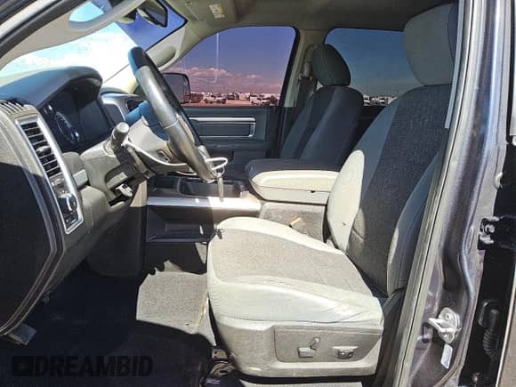 2018 Ram 1500 Lone Star с VIN 1C6RR7LM1JS355339, выставлен на аукционе Copart как лот 70519625 с пробегом 165 494 миль миль и Чистый • Clean title. История ставок и продаж доступна на DreamBid. Изображение 7.