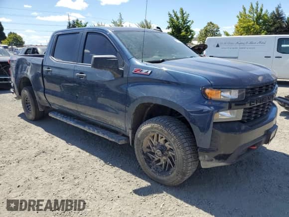 2019 Chevrolet Silverado 1500 Custom Trail Boss with VIN 3GCPYCEF7KG174717, listed as a Copart auction lot 68939205 with 81,796 mi miles and Salvage title. Bid and sale history available at DreamBid. Image 4.