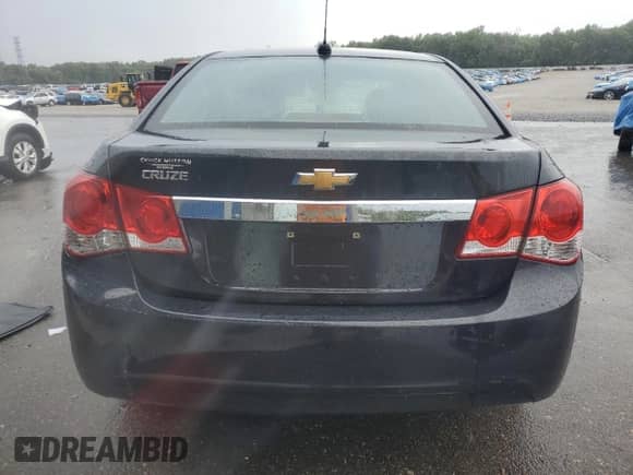 2016 Chevrolet Cruze LS with VIN 1G1PC5SH1G7172571, listed as a Copart auction lot 81046395 with 104,124 mi miles and Salvage title. Bid and sale history available at DreamBid. Image 6.