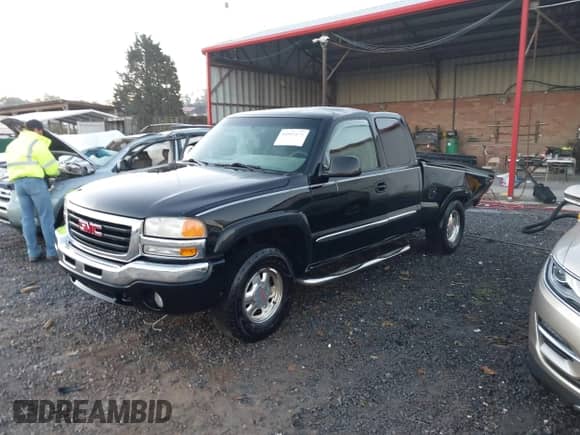 2003 GMC Sierra 1500 SLT с VIN 1GTEK19T33E112706, выставлен на аукционе IAAI как лот 40561673 с пробегом 164 597 миль миль и . История ставок и продаж доступна на DreamBid. Изображение 17.