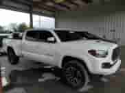 2022 Toyota Tacoma SR5 с VIN 3TMBZ5DN5NM036546, выставлен на аукционе Copart как лот 70096855 с пробегом 25 000 миль миль и Списание • Salvage title. История ставок и продаж доступна на DreamBid. Изображение 4.