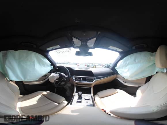 2020 BMW 3 Series 330i xDrive z VIN 3MW5R7J08L8B30585, wystawiony jako IAAI lot #42614783 z przebiegiem 82 715 mil mil oraz . Historia ofert i sprzedaży dostępna na DreamBid. Obrazek 18.