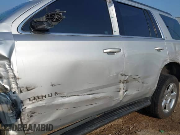 2018 Chevrolet Tahoe LT с VIN 1GNSCBKC7JR398413, выставлен на аукционе IAAI как лот 43235828 с пробегом 179 991 миль миль и . История ставок и продаж доступна на DreamBid. Изображение 17.