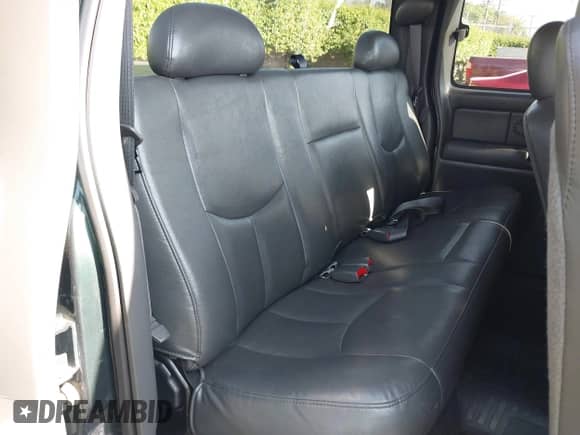 2004 GMC Sierra 1500 with VIN 1GTEC19X94Z228244, listed as a IAAI auction lot 42866465 with 110,390 mi miles and . Bid and sale history available at DreamBid. Image 8.