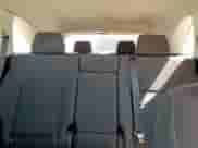 2019 Kia Sorento L z VIN 5XYPG4A36KG496705, wystawiony jako Copart lot #71458785 z przebiegiem 202 283 mil mil oraz Czysty tytuł • Clean title. Historia ofert i sprzedaży dostępna na DreamBid. Obrazek 10.