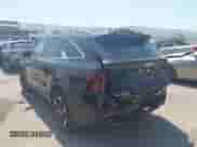 2025 Kia Sorento EX with VIN KNDRHDJG1S5355400, listed as a IAAI auction lot 43138830 with 3,932 mi miles and . Bid and sale history available at DreamBid. Image 3.