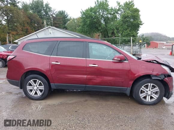 2017 Chevrolet Traverse LT с VIN 1GNKRHKD0HJ228848, выставлен на аукционе IAAI как лот 43293311 с пробегом 48 343 миль миль и . История ставок и продаж доступна на DreamBid. Изображение 13.