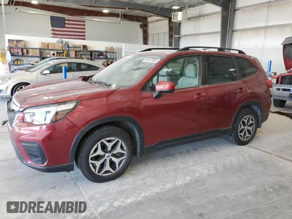 2021 Subaru Forester Premium with VIN JF2SKAJC6MH582244, listed as a Copart auction lot 86537985 with 37,917 mi miles and Salvage title. Bid and sale history available at DreamBid. Image 1.