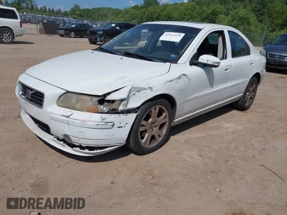 2007 Volvo S60 2.5L Turbo с VIN YV1RH592172609544, выставлен на аукционе IAAI как лот 42447620 с пробегом 234 147 миль миль и . История ставок и продаж доступна на DreamBid. Изображение 2.