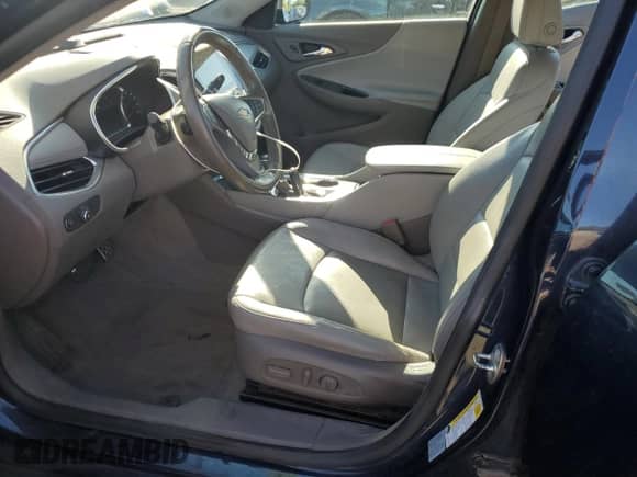 2016 Chevrolet Malibu LT z VIN 1G1ZE5ST6GF318959, wystawiony jako Copart lot #81185025 z przebiegiem 86 009 mil mil oraz Szkoda całkowita • Salvage title. Historia ofert i sprzedaży dostępna na DreamBid. Obrazek 7.