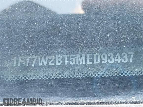 2021 Ford F-250 XL with VIN 1FT7W2BT5MED93437, listed as a IAAI auction lot 43012787 with 94,136 mi miles and . Bid and sale history available at DreamBid. Image 9.