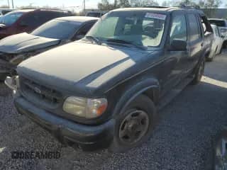 2001 Ford Explorer with VIN 1FMDU85P71UB08115, listed as a Copart auction lot 81656684 with 260,201 mi miles and Non repairable. Bid and sale history available at DreamBid. Image 1.