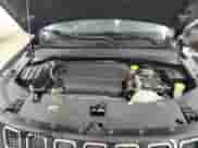 2019 Jeep Compass Limited z VIN 3C4NJCCBXKT802384, wystawiony jako Copart lot #86682245 z przebiegiem 108 149 mil mil oraz Czysty tytuł • Clean title. Historia ofert i sprzedaży dostępna na DreamBid. Obrazek 11.