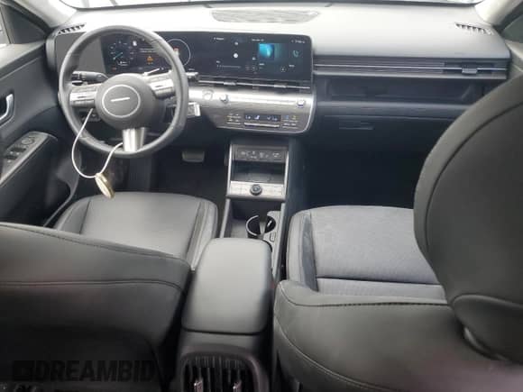 2024 Hyundai Kona Limited с VIN KM8HECA33RU049225, выставлен на аукционе Copart как лот 84205214 с пробегом 3 416 миль миль и Списание • Salvage title. История ставок и продаж доступна на DreamBid. Изображение 8.