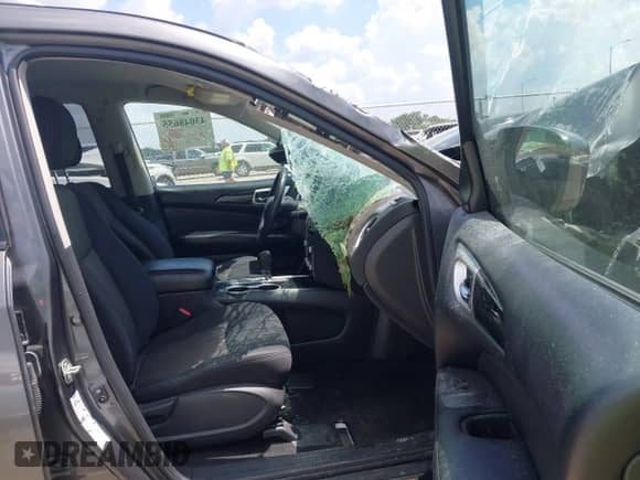 2019 Nissan Pathfinder S z VIN 5N1DR2MN6KC612547, wystawiony jako IAAI lot #43048655 z przebiegiem 124 710 mil mil oraz . Historia ofert i sprzedaży dostępna na DreamBid. Obrazek 5.