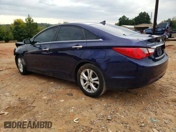 2013 Hyundai Sonata Limited z VIN 5NPEC4AC4DH714462, wystawiony jako Copart lot #83993895 z przebiegiem 205 598 mil mil oraz Szkoda całkowita • Salvage title. Historia ofert i sprzedaży dostępna na DreamBid. Obrazek 2.