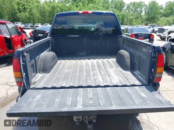 2006 GMC Sierra 1500 SLT with VIN 2GTEK13T461101387, listed as a IAAI auction lot 42113867 with 240,610 mi miles and . Bid and sale history available at DreamBid. Image 17.