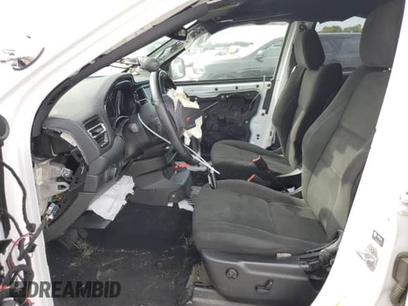 2023 Dodge Durango Pursuit z VIN 1C4RDJFGXPC618103, wystawiony jako Copart lot #69213455 z przebiegiem 86 626 mil mil oraz Szkoda całkowita • Salvage title. Historia ofert i sprzedaży dostępna na DreamBid. Obrazek 7.