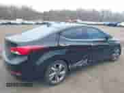 2016 Hyundai Elantra SE z VIN 5NPDH4AE8GH658593, wystawiony jako IAAI lot #41903472 z przebiegiem 166 866 mil mil oraz . Historia ofert i sprzedaży dostępna na DreamBid. Obrazek 6.