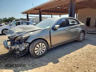 2009 Honda Accord LX with VIN 1HGCP26399A153345, listed as a Copart auction lot 80541295 with 137,322 mi miles and Salvage title. Bid and sale history available at DreamBid. Image 1.