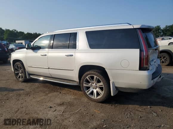 2017 Cadillac Escalade ESV Luxury с VIN 1GYS4HKJ5HR224285, выставлен на аукционе Copart как лот 62563795 с пробегом 136 011 миль миль и Списание • Salvage title. История ставок и продаж доступна на DreamBid. Изображение 2.
