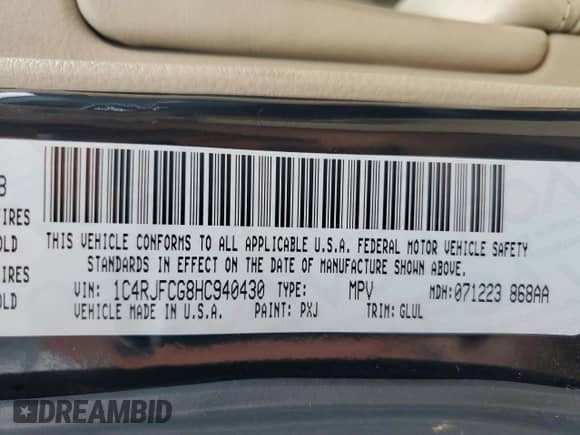 2017 Jeep Grand Cherokee Overland with VIN 1C4RJFCG8HC940430, listed as a Copart auction lot 68780995 with 150,371 mi miles and Salvage title. Bid and sale history available at DreamBid. Image 13.
