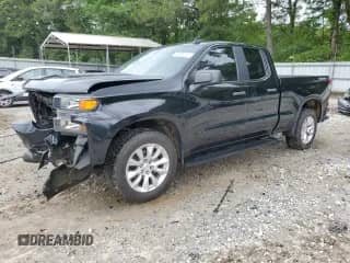 2021 Chevrolet Silverado 1500 Custom z VIN 1GCRYBEK4MZ310210, wystawiony jako Copart lot #58594115 z przebiegiem 112 352 mil mil oraz Szkoda całkowita • Salvage title. Historia ofert i sprzedaży dostępna na DreamBid. Obrazek 1.